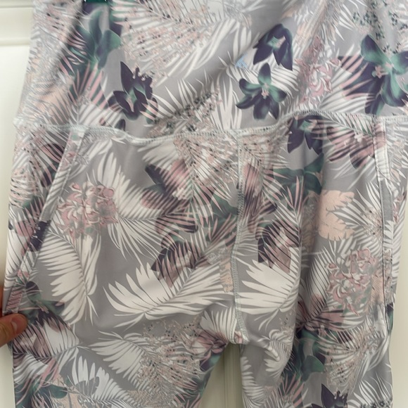 Kyodan Women’s Floral Print Leggings - Picture 6 of 6